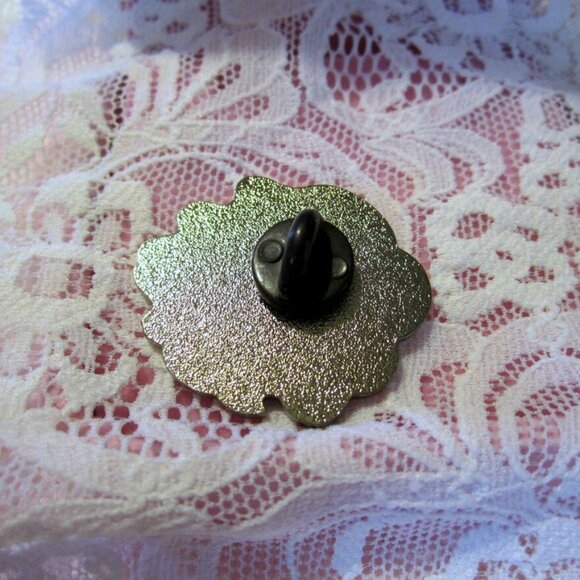 Tinkerbell Pin Fairy~Hard Enamel - Picture 2 of 3